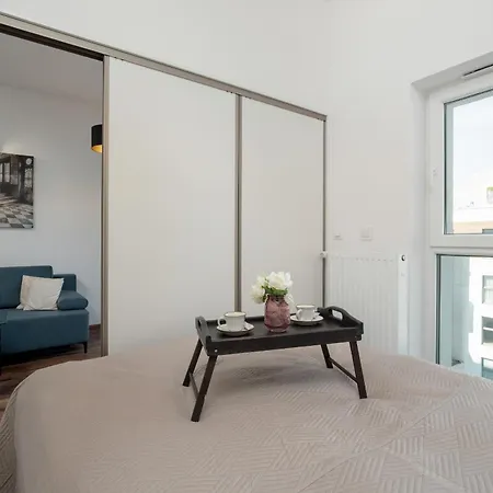 Nowoczesne Z Parkingiem & Balkonem By Renters Apartmán