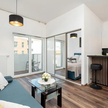 Nowoczesne Z Parkingiem & Balkonem By Renters Apartmán Rzeszów