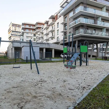 Apartmán Nowoczesne Z Parkingiem & Balkonem By Renters