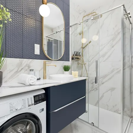 Nowoczesne Z Parkingiem & Balkonem By Renters Apartmán