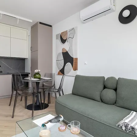 Nowoczesne Z Parkingiem & Balkonem By Renters Appartement *