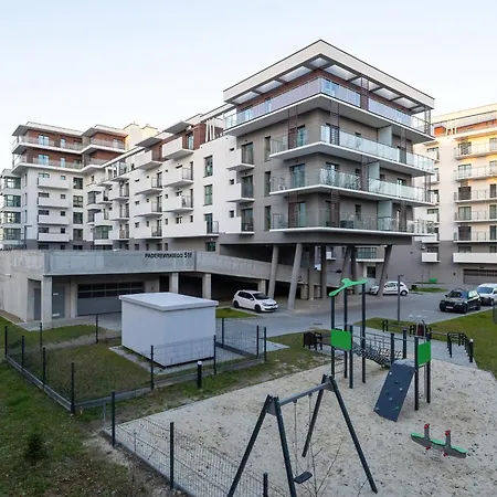 Apartmán Nowoczesne Z Parkingiem & Balkonem By Renters *