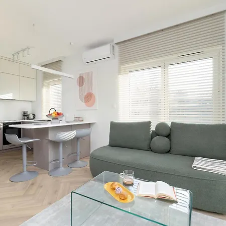 Nowoczesne Z Parkingiem & Balkonem By Renters *