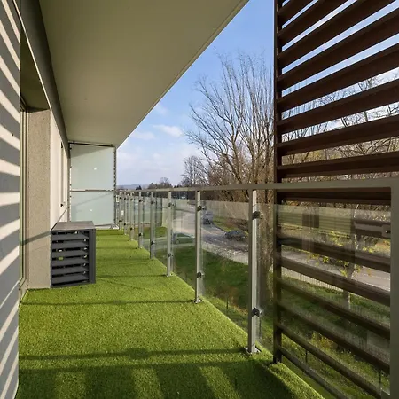Apartmán Nowoczesne Z Parkingiem & Balkonem By Renters