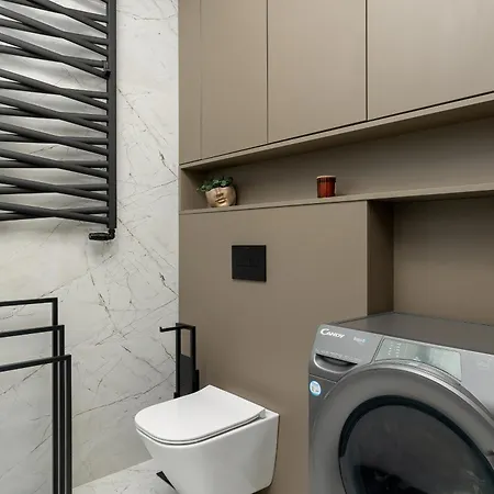 Nowoczesne Z Parkingiem & Balkonem By Renters Appartement Rzeszów