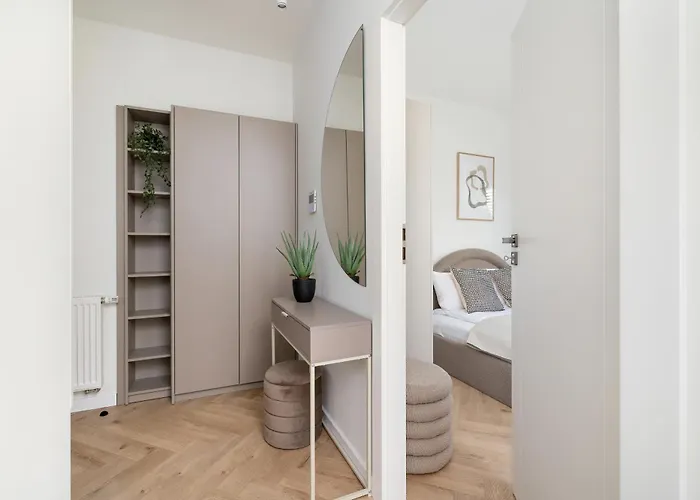 Nowoczesne Z Parkingiem & Balkonem By Renters Apartman *