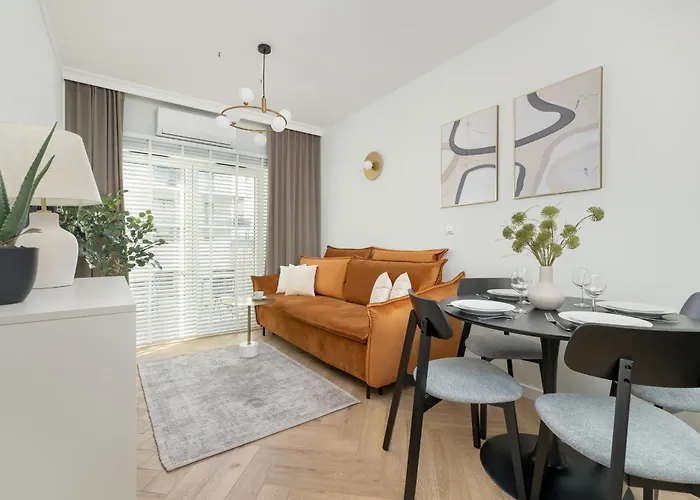 Nowoczesne Z Parkingiem & Balkonem By Renters Apartman *