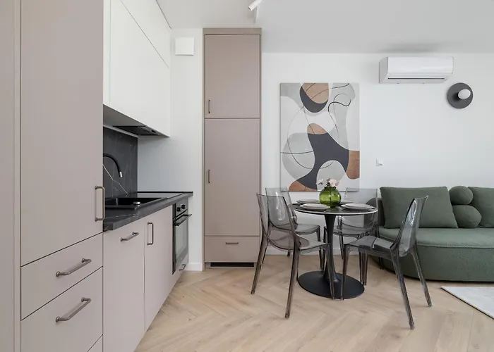 Nowoczesne Z Parkingiem & Balkonem By Renters Apartman