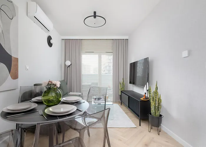 Nowoczesne Z Parkingiem & Balkonem By Renters Apartman Rzeszów