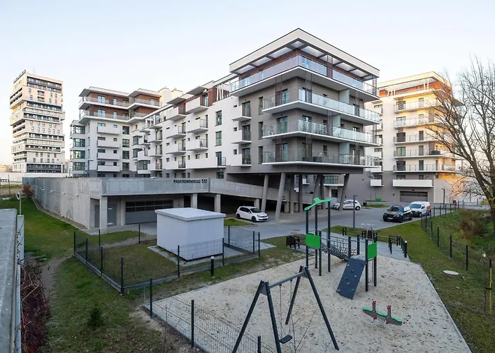 Apartman Nowoczesne Z Parkingiem & Balkonem By Renters *