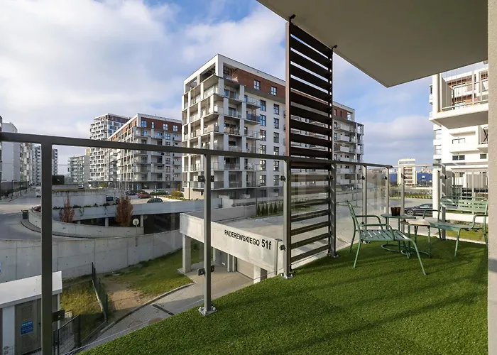 Nowoczesne Z Parkingiem & Balkonem By Renters Apartman *