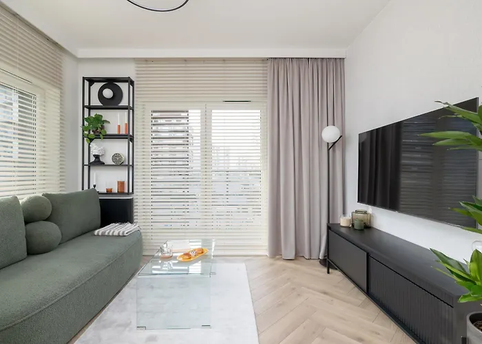 Nowoczesne Z Parkingiem & Balkonem By Renters *